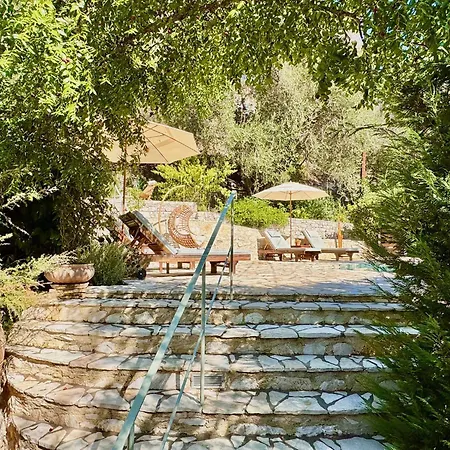Eva With Private Pool By Dadovillas Willa