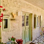 فيلة Eva With Private Pool By Dadovillas *