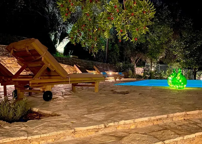 Eva With Private Pool By Dadovillas Willa *